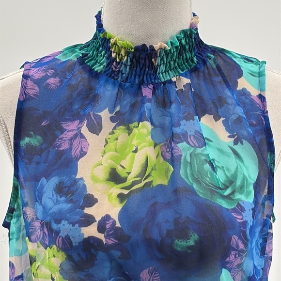 Misa Los Angeles Debra Mock Neck Smocked Waist Sleeveless Floral Blouse -Size XS - Picture 3 of 8